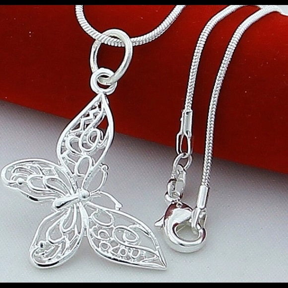 Jewelry - 💥 (1) LEFT (925) BUTTERFLY NECKLACE